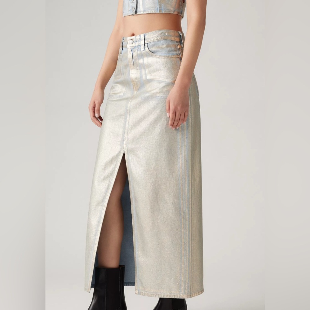 Levi's® Premium
ANKLE COLUMN SKIRT